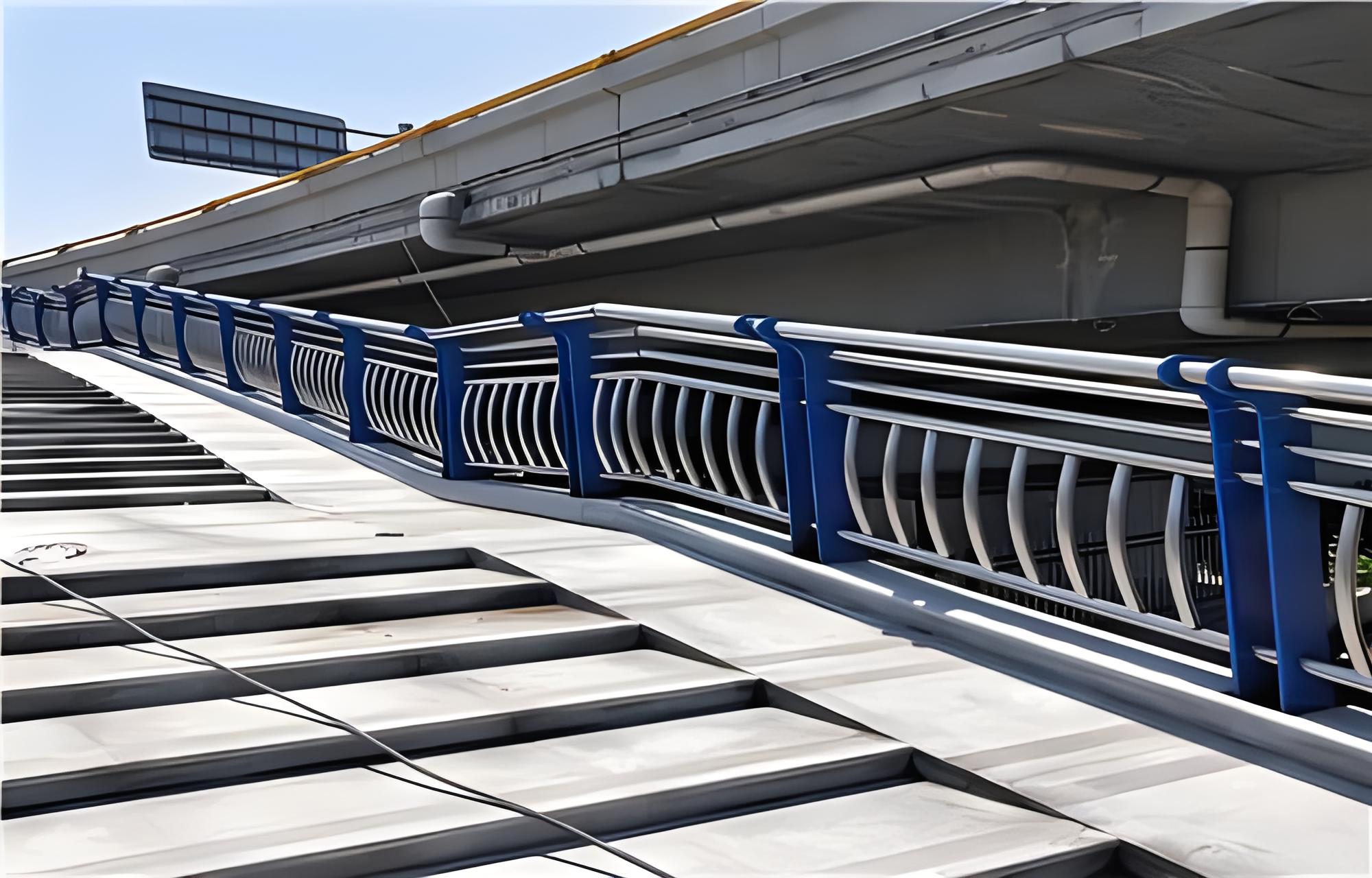 防城港不锈钢桥梁护栏维护方案：确保安全，延长使用寿命